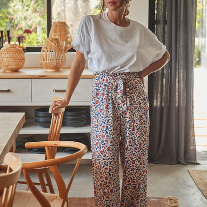 Singapour Trousers & Shorts Sewing Pattern - Ladies 32/52 - Ikatee