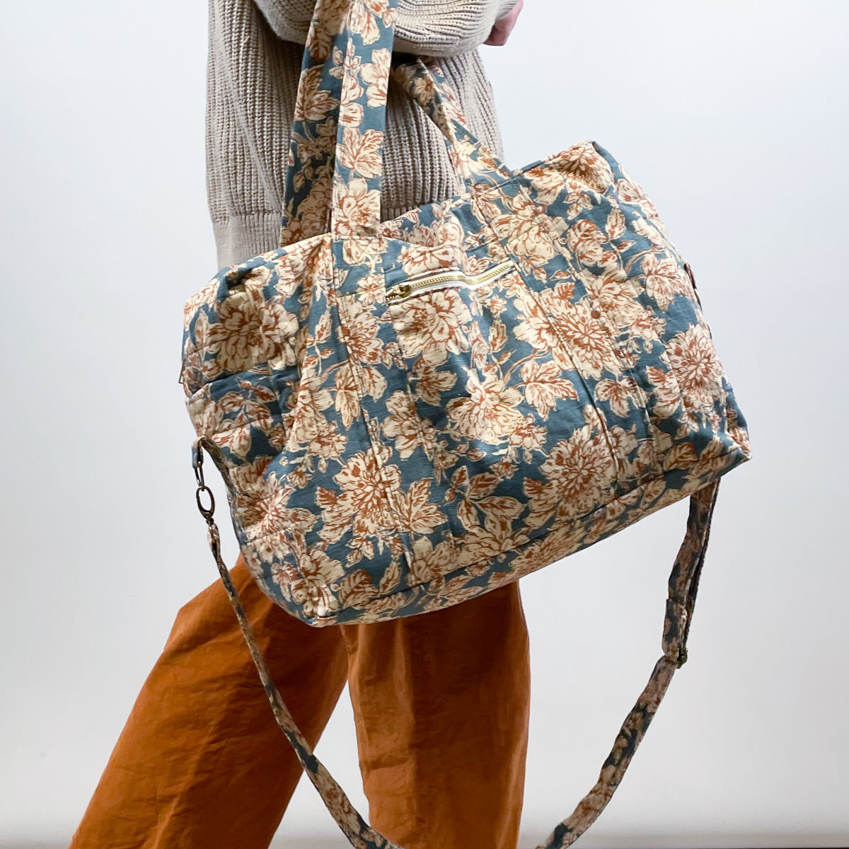 Voyage Travel Bag & Vanity Case Sewing Pattern - Ikatee