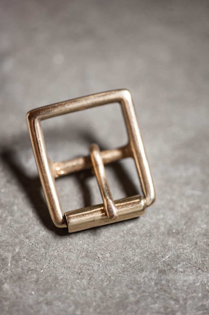 Brass Roller Buckle - 3/4" or 1" - Merchant & Mills - Simplifi Fabric