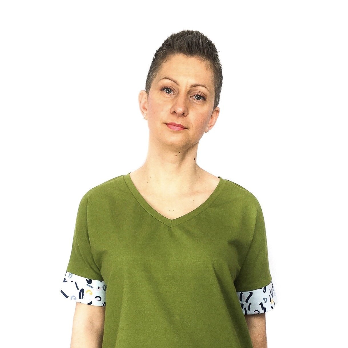 Cora Tee Sewing Pattern - Dhurata Davies - Simplifi Fabric