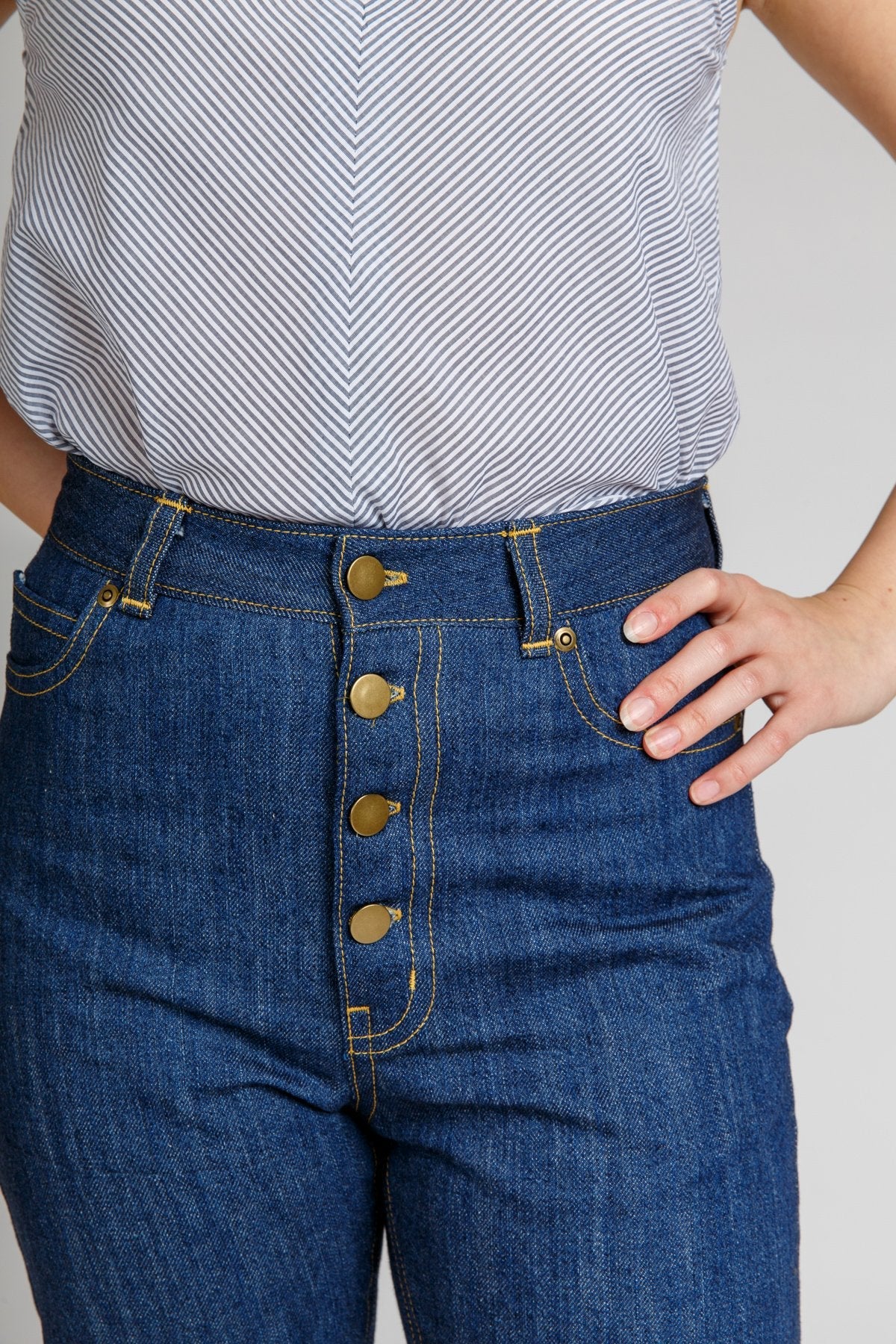 Dawn Jeans (4 in 1!) - Megan Nielsen Patterns - Sewing Pattern - Simplifi Fabric