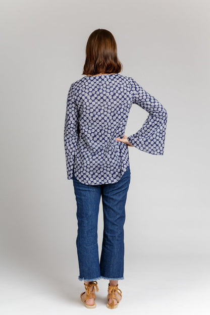 Dove Blouse - Megan Nielsen Patterns - Sewing Pattern - Simplifi Fabric