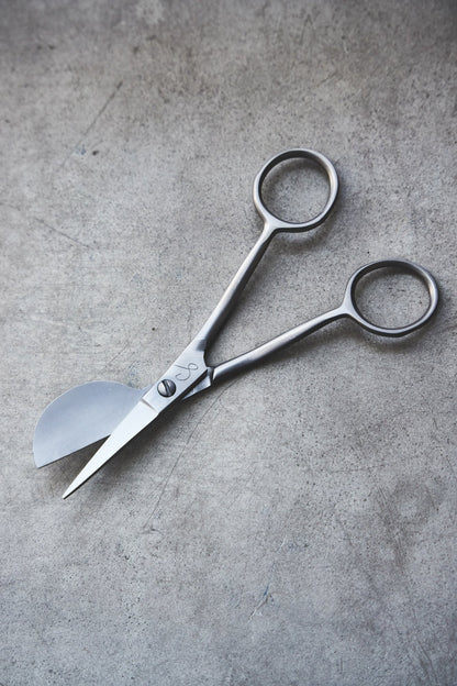 Duckbill Scissors - Steel - Sewply - Simplifi Fabric