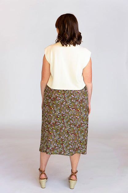 Evelyn High Waist Skirt Pattern - Chalk + Notch - Simplifi Fabric