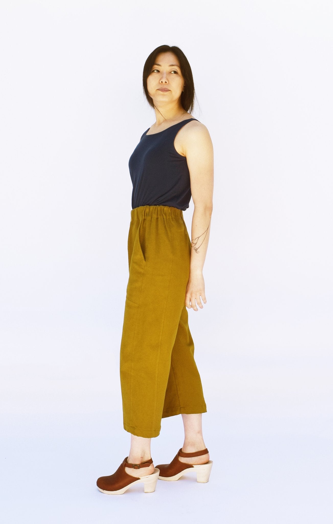 Free - Range Slacks Sewing Pattern - Sew House Seven - Simplifi Fabric