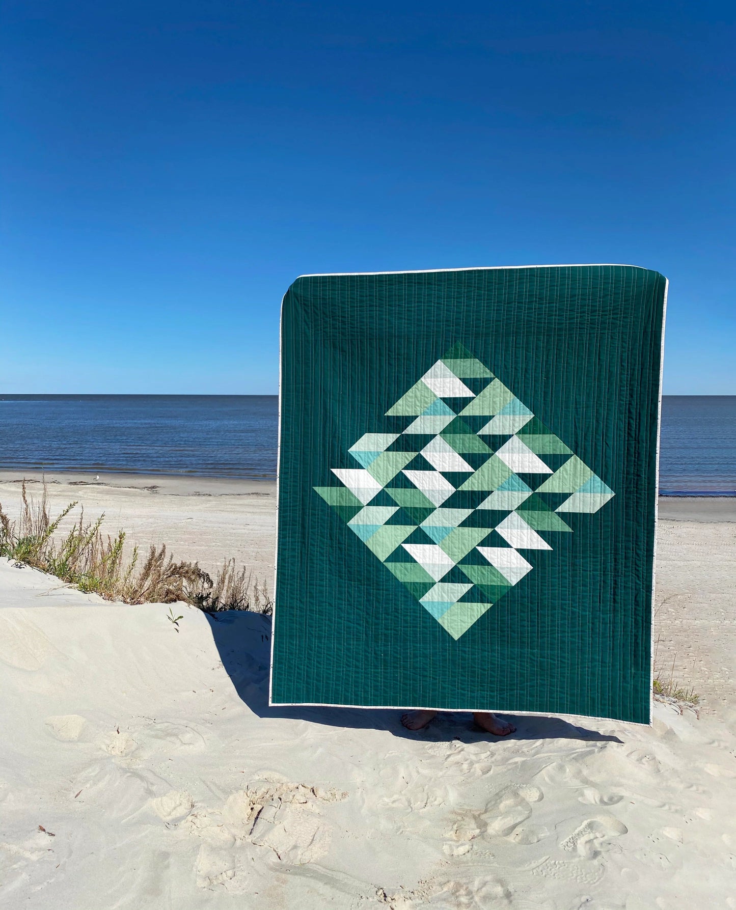 Grand Beach Paper Pattern - The Blanket Statement Quilt Co. - Simplifi Fabric