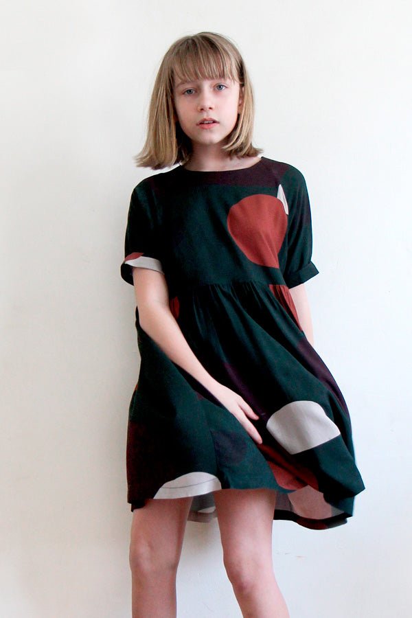 I am CASSIOPEE MINI - Oversized Dress Pattern (Girls 3 - 14Y) - I AM PATTERNS - Simplifi Fabric