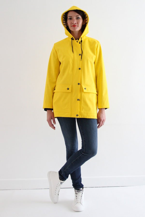 I am JACQUES (Ladies) - Classic Raincoat Pattern - I AM PATTERNS - Simplifi Fabric