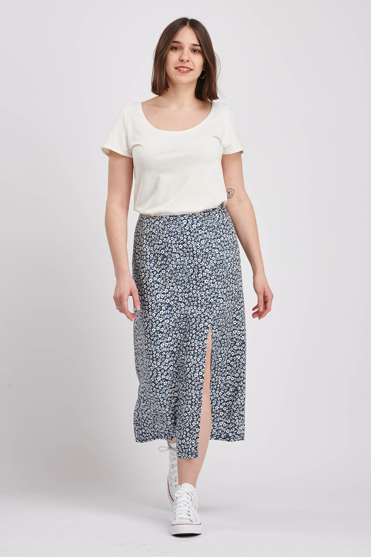 I am RACHEL - 90s Inspired Slip Skirt Pattern - I AM PATTERNS - Simplifi Fabric