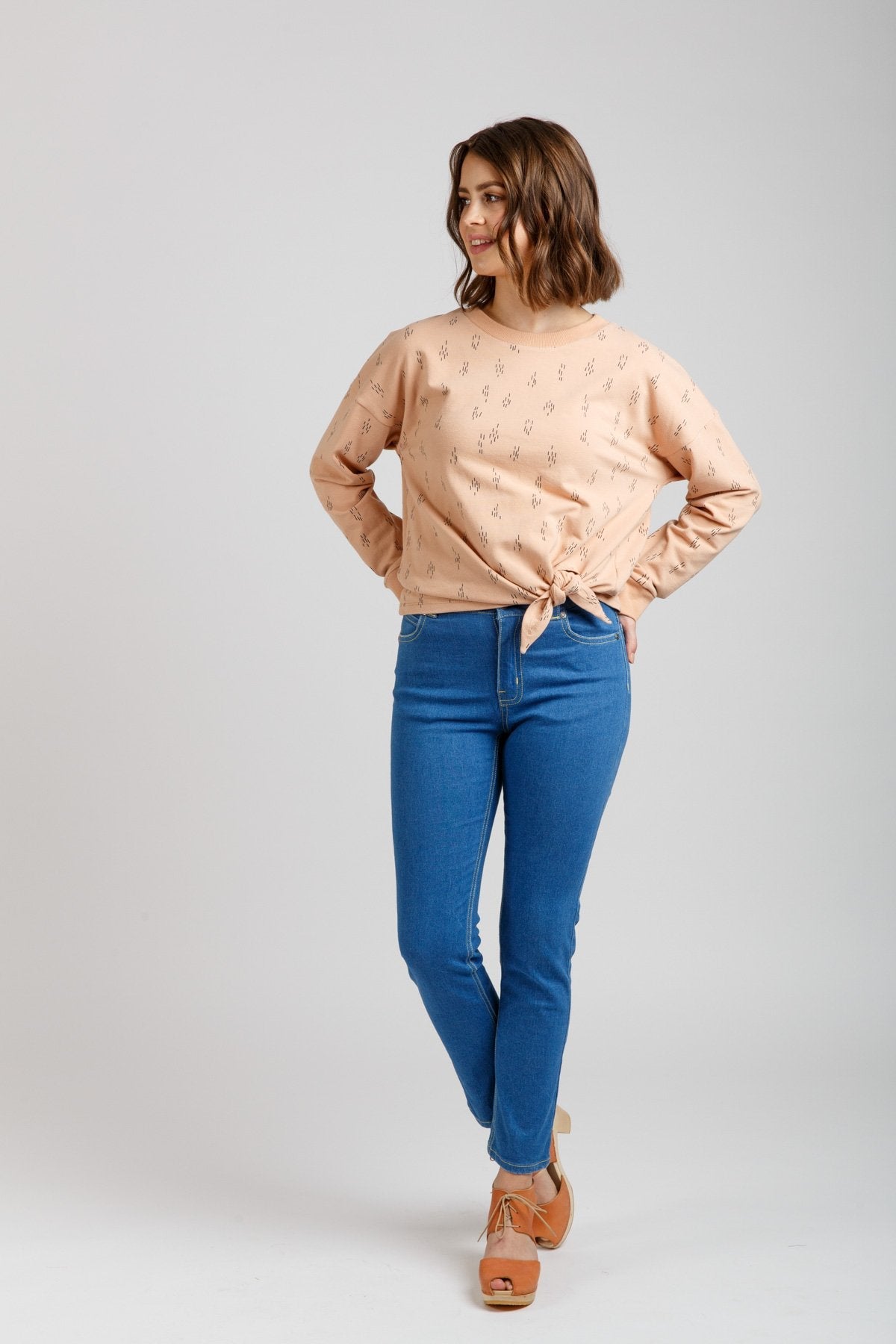 Jarrah Sweater - Megan Nielsen Patterns - Sewing Pattern - Simplifi Fabric