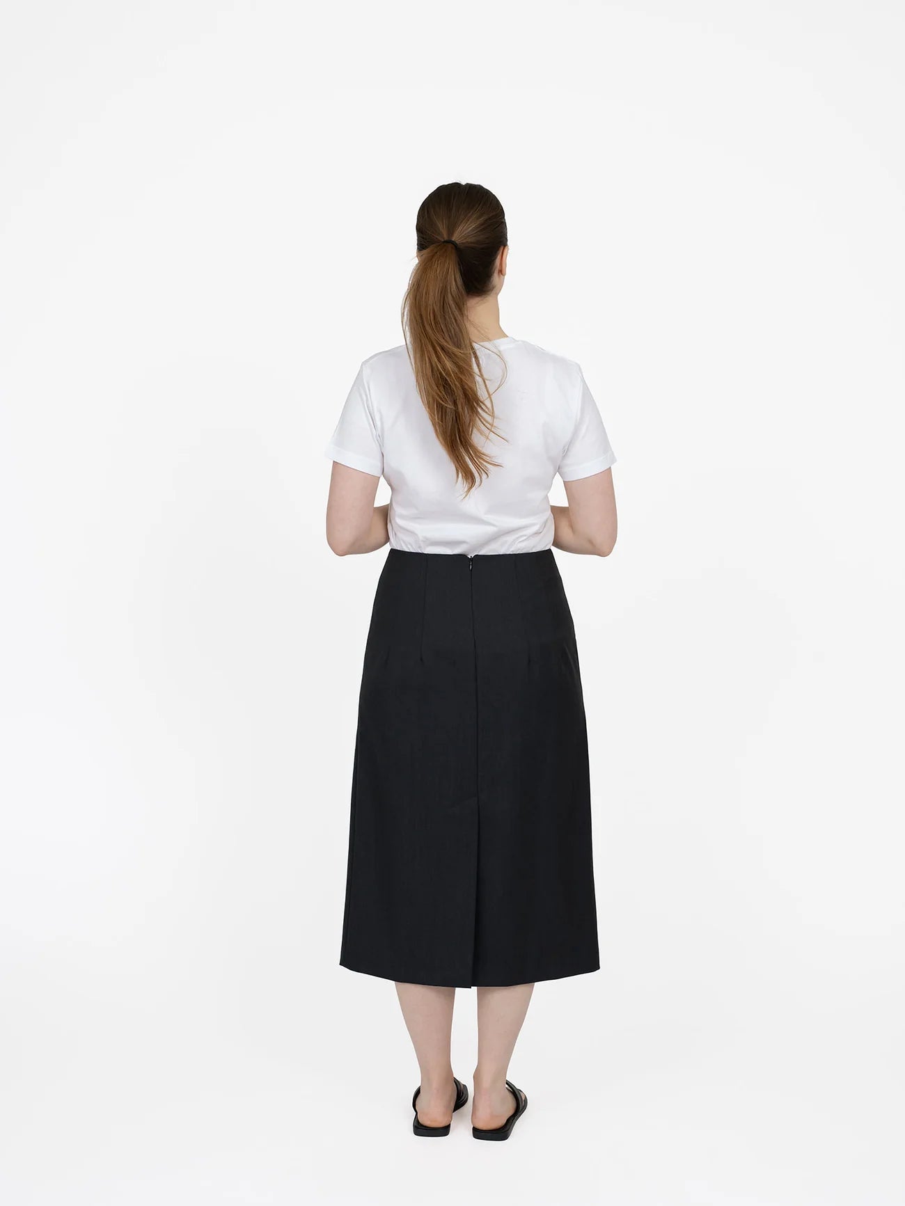 Pencil Skirt Pattern - The Assembly Line - Simplifi Fabric