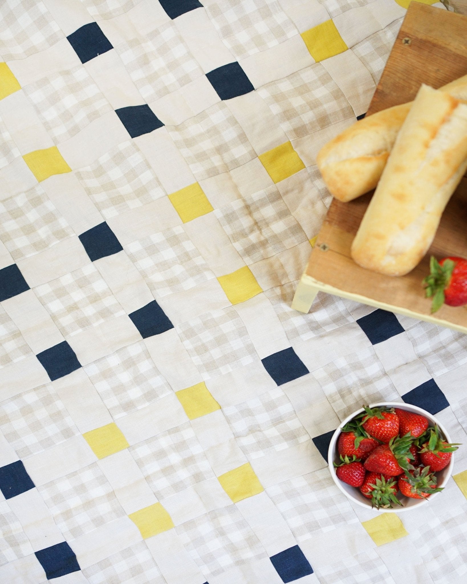 Picnic Square Quilt PDF Pattern - Matchy Matchy Sewing Club - Simplifi Fabric