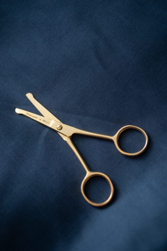 Short Blade Safety Gold Scissors - Merchant & Mills - Simplifi Fabric